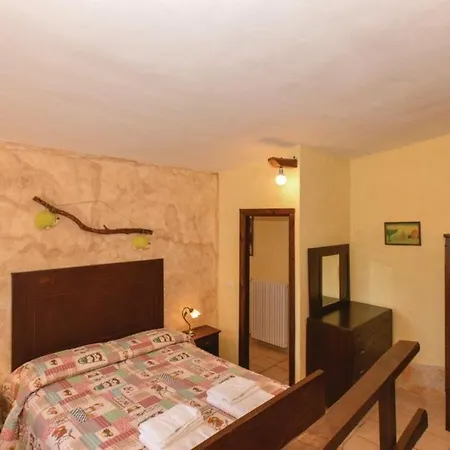 Sleeps 7 Pool Wifi Villa *